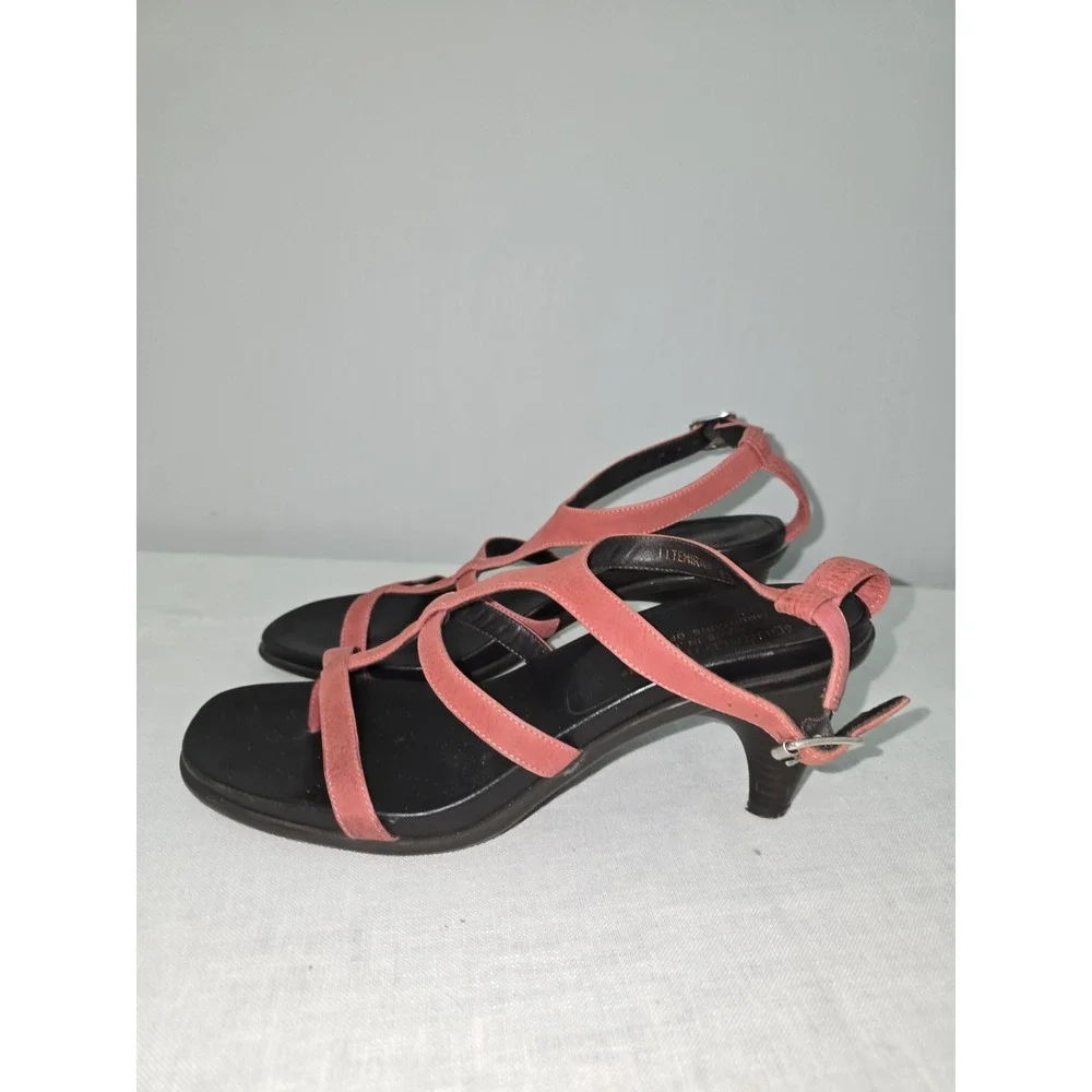 Donald J Pliner Temira Suede Strappy T-Strap Heels Sandals Shoes 8.5 Narrow